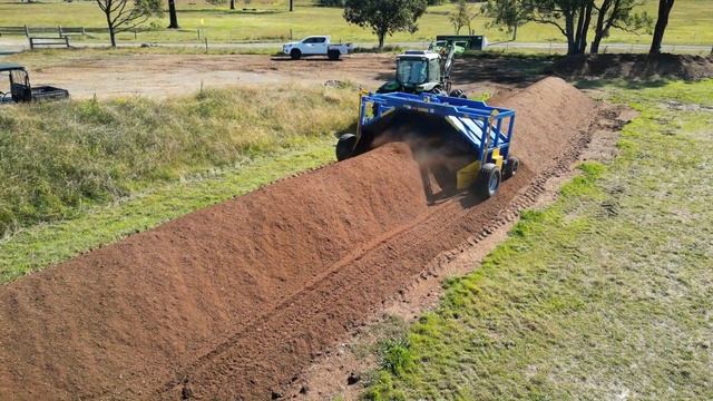 Trailing Compost Turner: The True Blue Composter смотреть онлайн