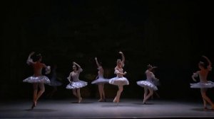 Танец снежинок из балета "Щелкунчик"