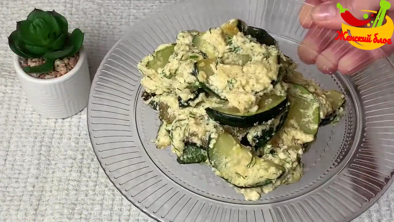 Быстрый Рецепт! Жареные кабачки c чесночным соусом на сковороде!!!