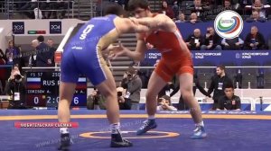 Стартует молодежный чемпионат Европы по вольной борьбе