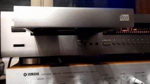 CD Player Yamaha CDX-1050