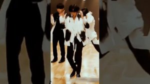 КИМ ТЭХЁН И ТАНЦЫ ? ??????