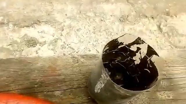 ГОРЮЧЕСТЬ ЖИДКОГО ПЛАСТИКА ДОКАЗАНА , КАК ЗАЩИТНОЕ ПЛАСТИКОВОЕ ПОКРЫТИЕ НЕ ОЧЕНЬ.