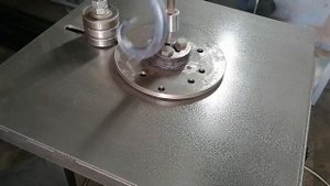 Завиток из профильной трубы сможет каждый.