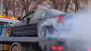 Бернаут на эвакуаторе ??