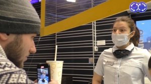 Ездуны по тротуару и голодные активисты.