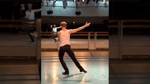 Чечетка под ритм венгерского танца смотреть онлайн