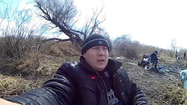 Обалденный клёв! Ловля плотвы на фидер ранней весной смотреть онлайн