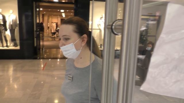 ЗАПРЕТ ФОТО НА КАШИРКЕ / СТРАННАЯ РЕАКЦИЯ ОХРАНЫ / ПОКУПАТЕЛЮ ТУТ НЕ РАДЫ. смотреть онлайн