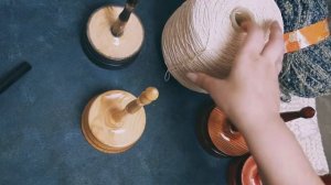 Держатель для пряжи: устройство, размер бобин, кото-пауза, кем делаются и почему их выбирают