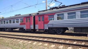 ЭД2Т-0036 сообщением Калуга-1 - Сухиничи-Главные прибывает на станцию Азарово.