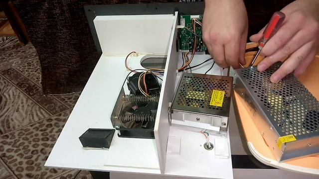 Отремонтировал инкубатор OVO-78 . Замена блок питания на инкубаторе OVO-78 смотреть онлайн