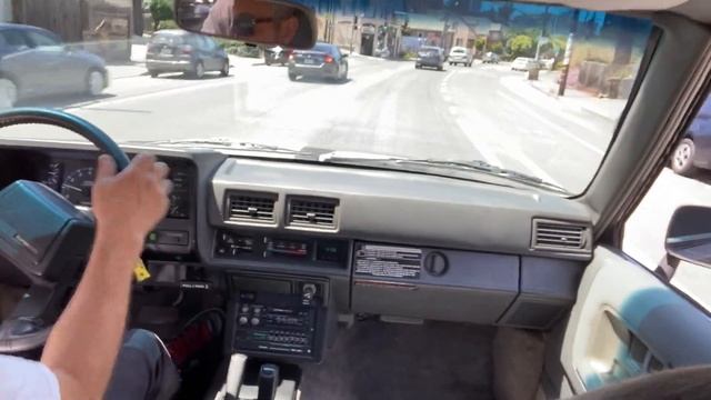 1986 Toyota Pickup Turbo Test Drive смотреть онлайн