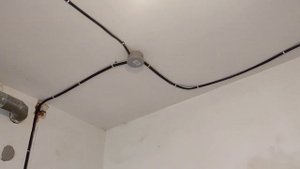 ЭЛЕКТРОМОНТАЖНЫЕ РАБОТЫ В КВАРТИРЕ. КАК СДЕЛАТЬ ДОПОЛНИТЕЛЬНЫЕ РОЗЕТКИ НА КУХНЕ своими руками