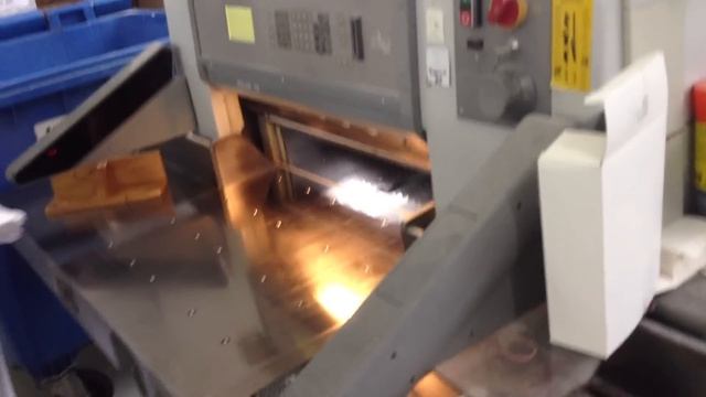 POLAR 78 E paper guillotine cutter гильотина резак резка бумаги типография полиграфия оборудование смотреть онлайн