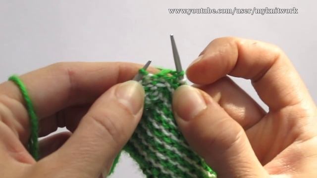 Вязание спицами. Цветные узоры спицами. Узор "Двухцветные гранулы". смотреть онлайн