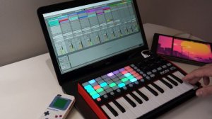 Akai Apc key 25 MKII controller with Ableton live 11 lite