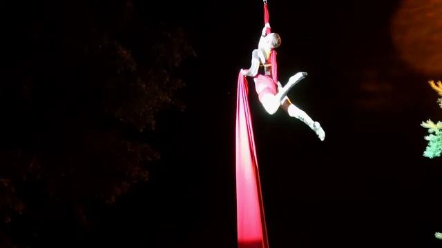 Воздушный гимнаст смотреть онлайн