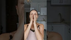Массаж лица в домашних условиях за 5 минут!