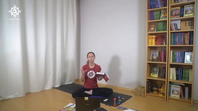 О важности осознавания дыхания. Пранаяма для начинающих. Екатерина Андросова смотреть онлайн