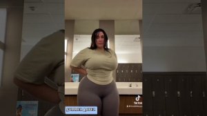 SUMMER LOPEZ | PLUS SIZE MODEL FASHION OUTFITS | PLUS SIZE MODEL FROM UNITED STATES
