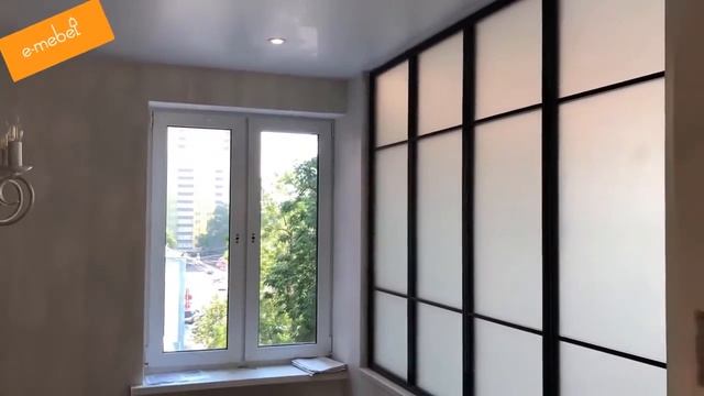 Стационарная Loft перегородка с белым матовым стеклом