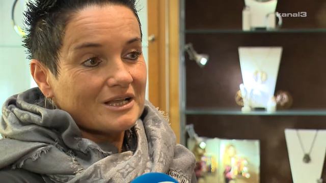 Juwelier Gressl präsentiert elegante Uhren смотреть онлайн