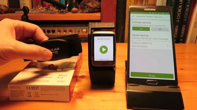 Endomondo running on Samsung Gear S and using Polar H7 Heart Rate Sensor смотреть онлайн