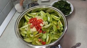 Острый Салат из Зеленых  Помидор! Очень вкусно!