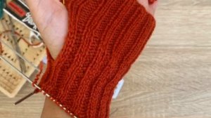 Мастер класс митенки спицами для начинающих резинкой 2х2 (самым простым способом)