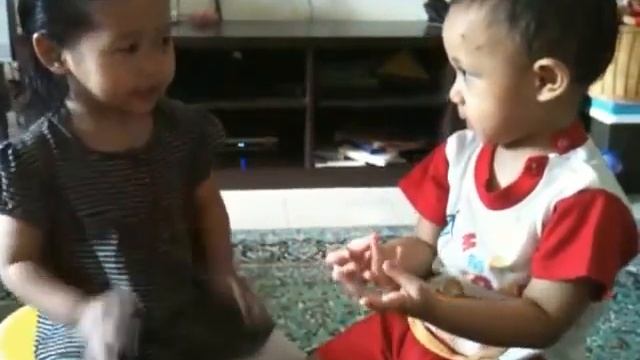 Naeema & Safiyyah sep-sep-sep mi-mi-mi смотреть онлайн