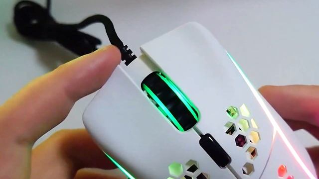 Игровая мышь Glorious Model D-
