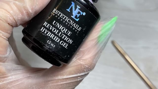 Гель из флакона / гель как база / укрепление гелем / отколотый уголок / как быстро укрепить ногти смотреть онлайн