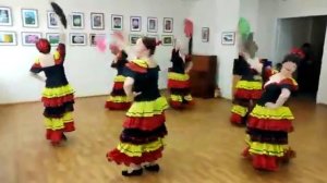 Танец с веерами из балета Лебединое озеро