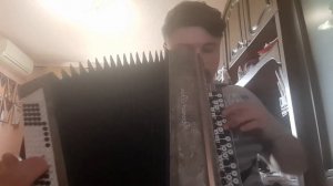 "Интернационал" на баяне