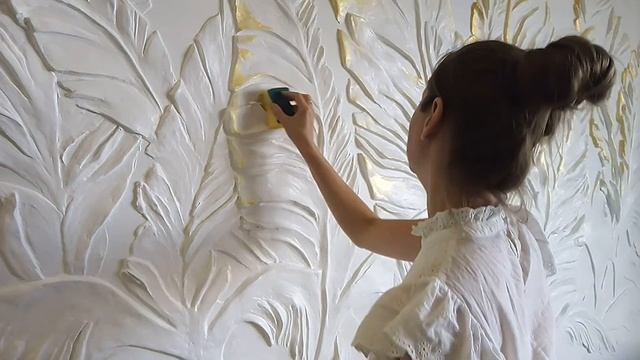 Барельеф "Золотые тропики" смотреть онлайн