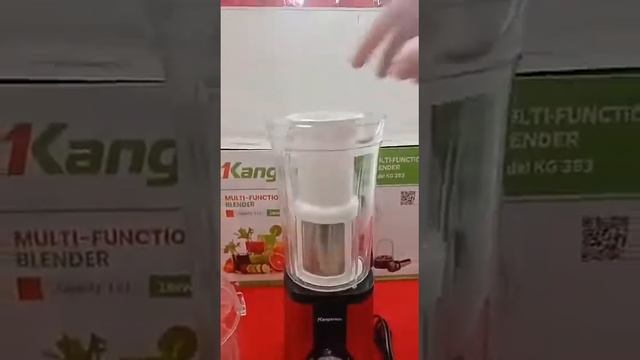 Unboxing blender kangaroo