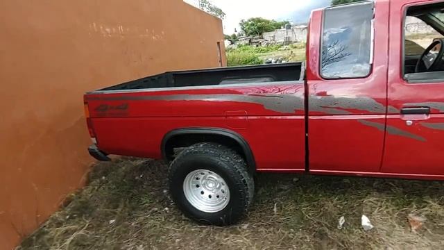 "VENDIDA"NISSAN 4X4 MOTOR Z24 EN EXCELENTES CONDICIONES.