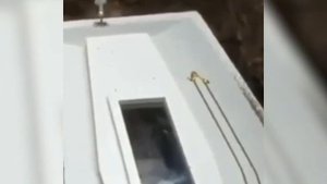 На похоронах случайно сняли, как усопший помахал рукой из гроба---Bogdan Saenko---