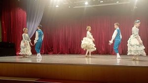 Гавот. Истрико-бытовой танец. 6А класс 02.03.2023