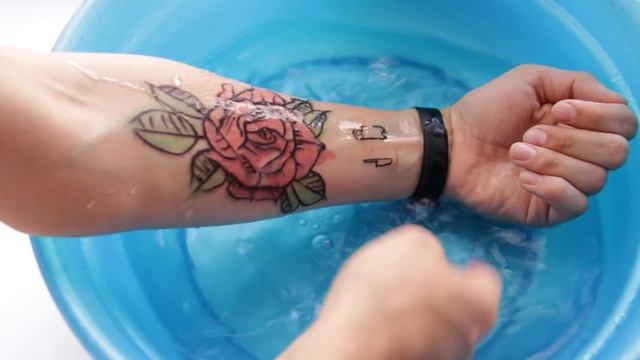 КАК СДЕЛАТЬ ТАТУ НА МЕСЯЦ? (но это не точно) смотреть онлайн