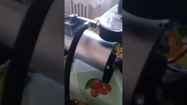 Автомобильный компрессор для подкачки колёс. Не кочайте им матрасы для купания??? смотреть онлайн