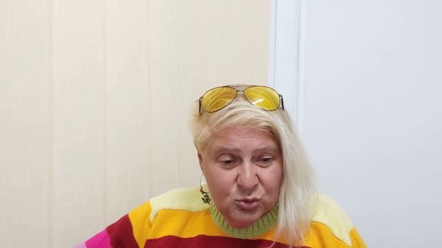 Мы хотели спасаться в деревнях, но обратной дороги-то нет! Новые законы сожгли все мосты. смотреть онлайн