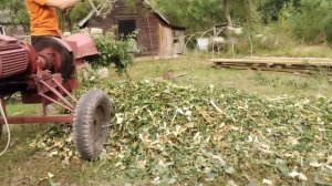 боковой выброс шнекового щепореза