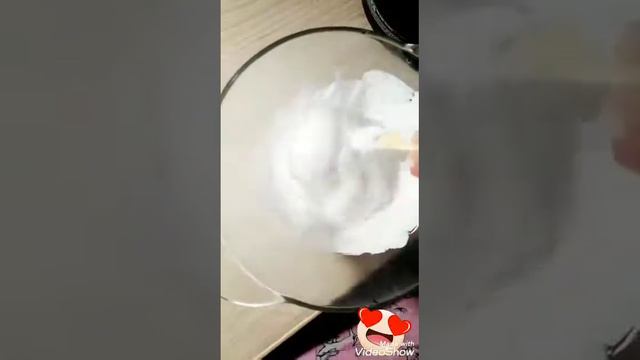 Слайм из клея “Тоди” , пены, и спрея теймурова!ПОЛУЧИЛСЯ! смотреть онлайн