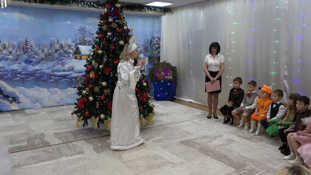Рождественский праздник в Введенском детском саду смотреть онлайн