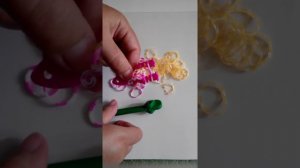 Как плести браслет "Чешуя дракона" на рогатке из резинок Rainbow loom?