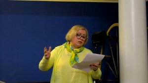 Мария Ватутина читает свое стихотворение