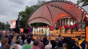 Жители Вильнюса исполнили государственный гимн Литвы
