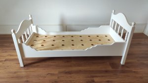 ДЕТСКАЯ КРОВАТЬ из массива бука.